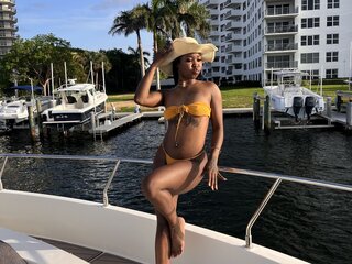 Videos show DivinePierre