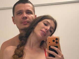 Jasmine shows MissAndKis